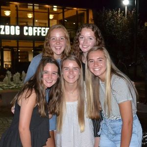 Meet your Posher, Amber